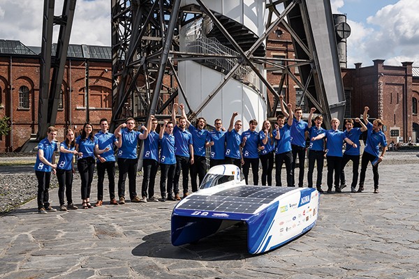 LAATSTE BLAD  –  SOLARTEAM ZONNEWAGEN