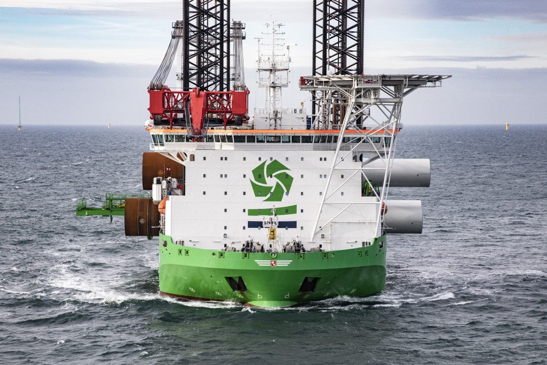 DEME en Eiffage bouwen funderingen offshore windmolenpark in Frankrijk