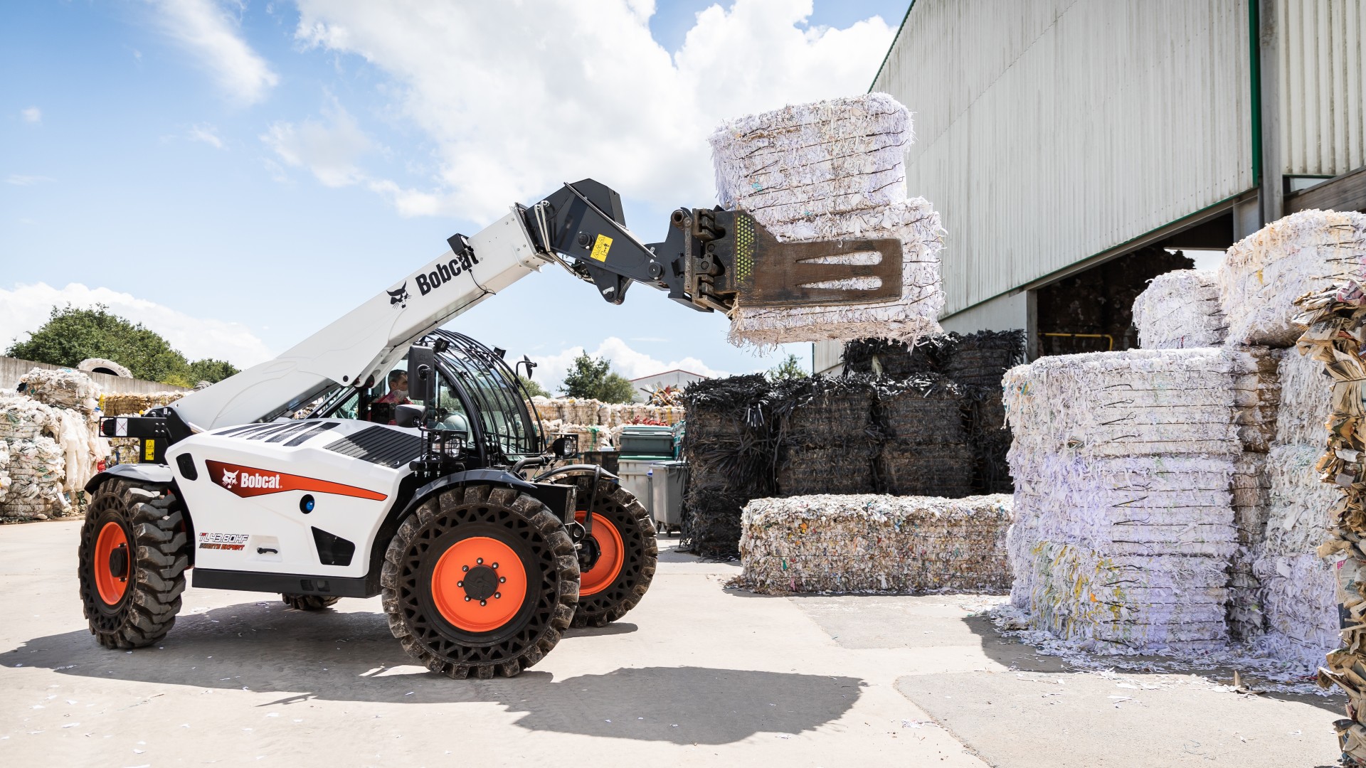 Telescopische laders van Bobcat voor afvalverwerking en recycling