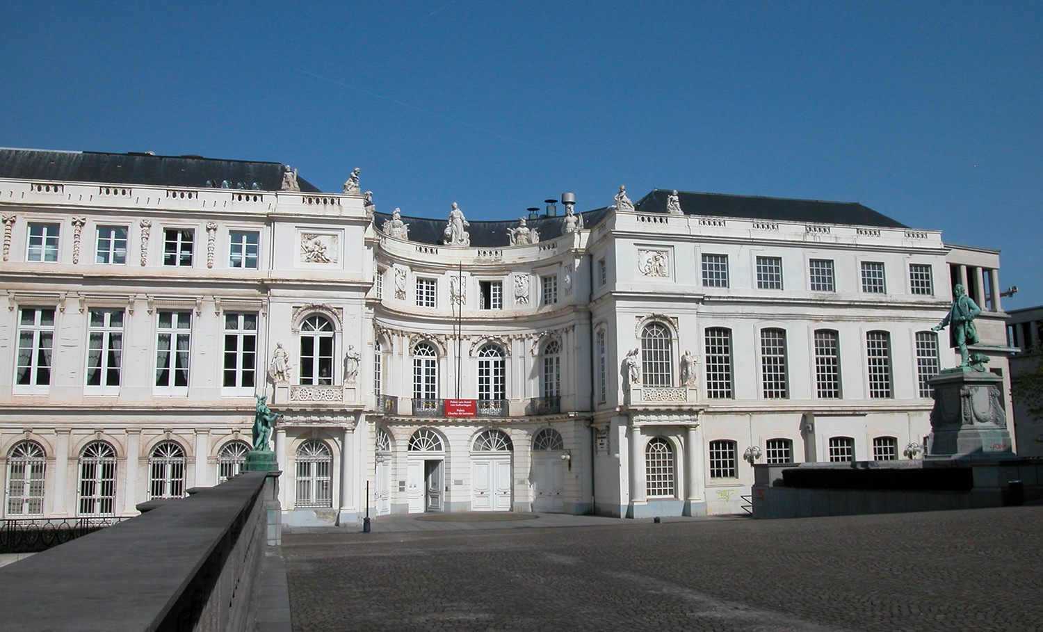 Verbouwing Koninklijke Bibliotheek België vordert goed (1)
