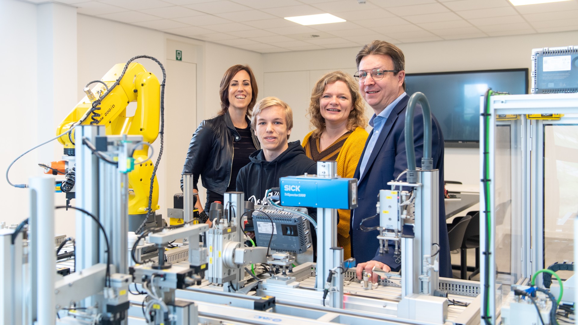 Geysen opent opleidingscentrum in Westerlo