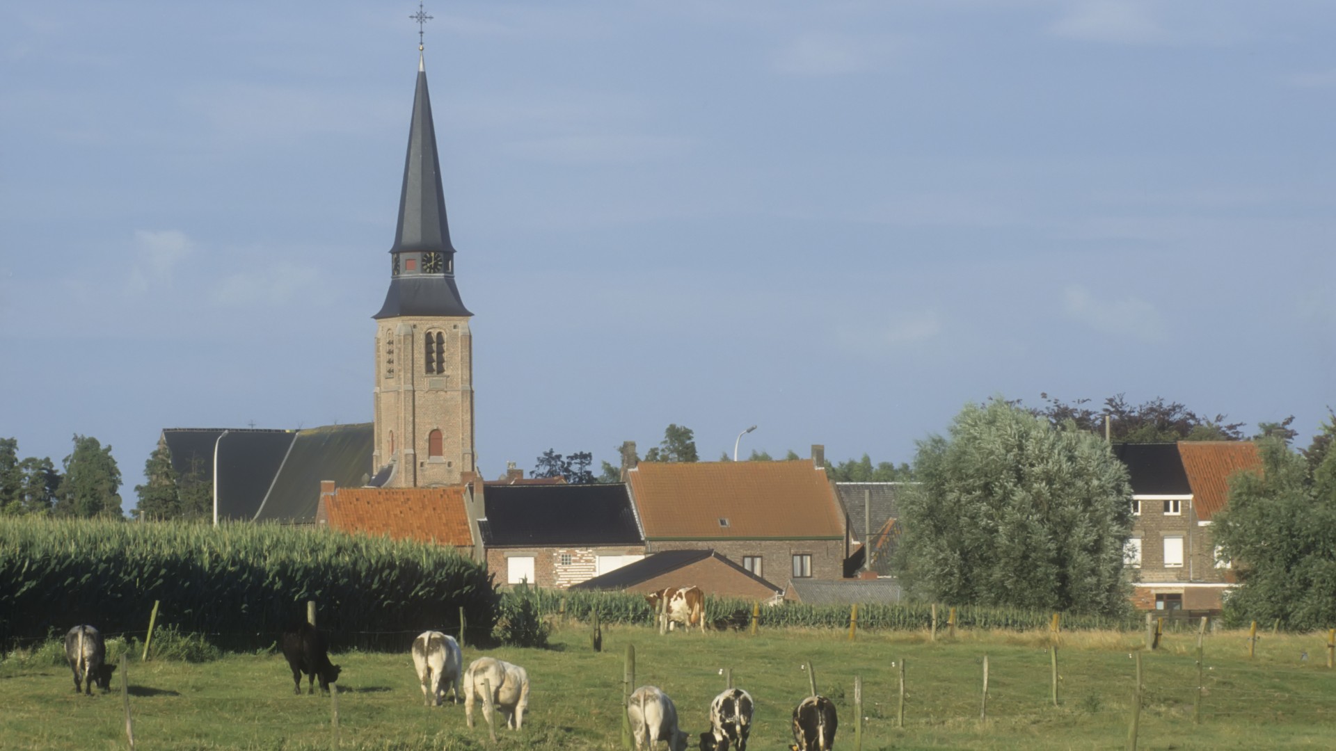 Oostkamp renoveert kerk Waardamme