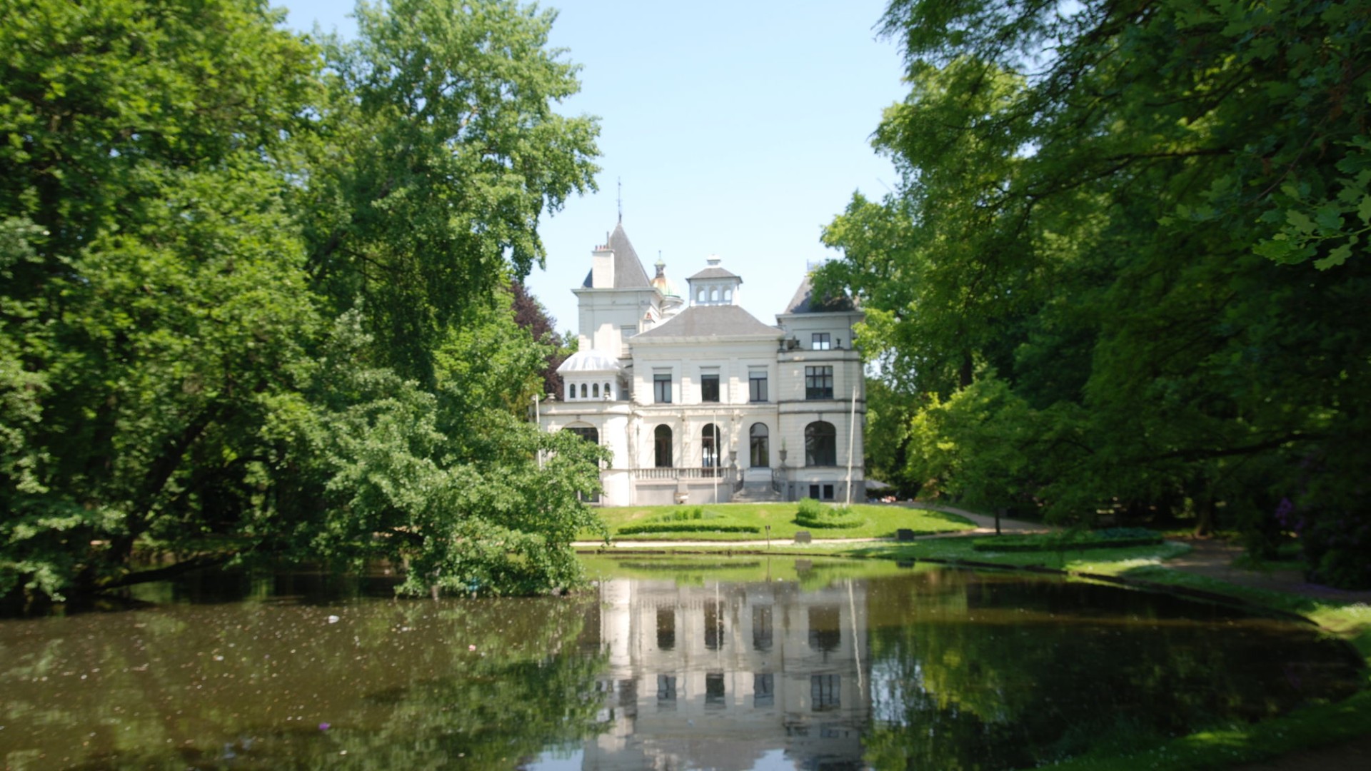 Mechelen stelt architectenbureau aan voor Tivoli