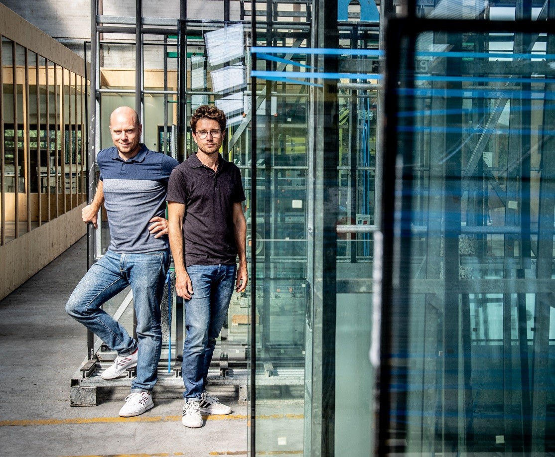 Glazenmaker Weemaes creëert twintig jobs in nieuwe vestiging in Oostkamp (2)