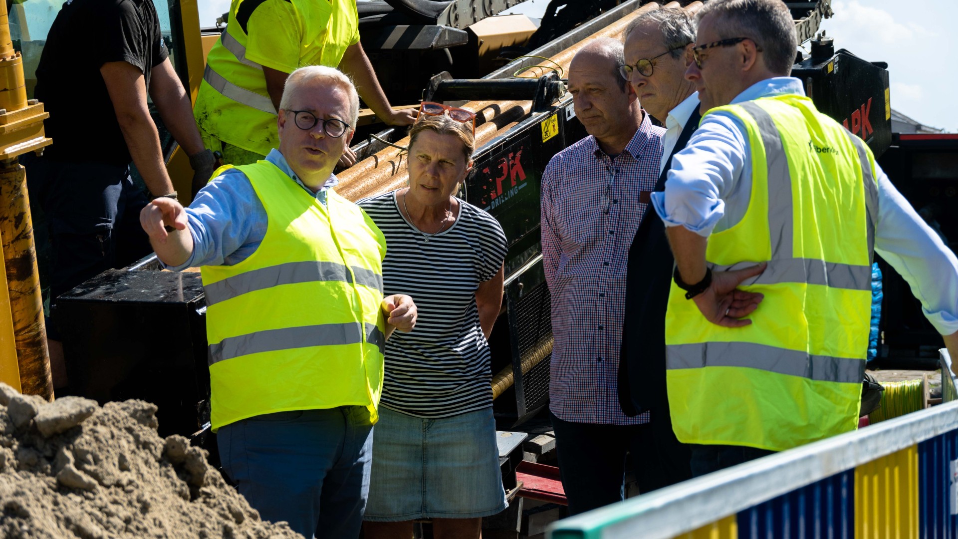 Fiberdoorgang geboord onder de Schelde (1)