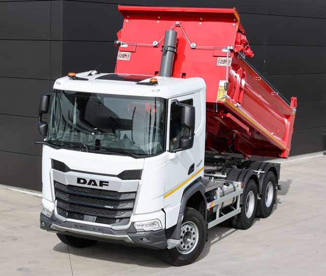 DAF-XFc-480-FAT-tipper-tractor-AJK