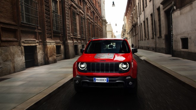 Jeep introduceert Renegade PHEV in Brussel