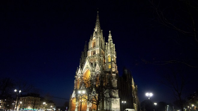 Architecturale verlichting voor kerk van Laken (1)