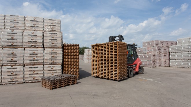 Baksteenproducent start pilootproject voor retourservice houten pallets (4)